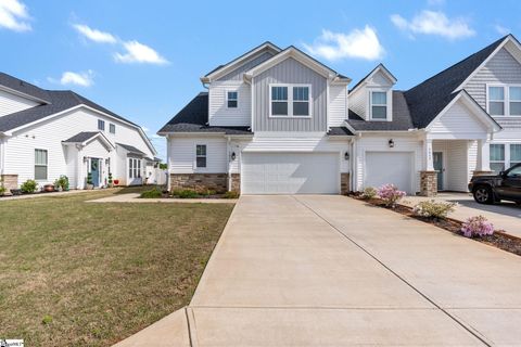 Photo of 1615 Chelmsford Court, Spartanburg, SC 29301 (MLS # 1587650)