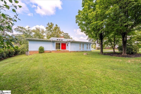 Photo of 136 Shannon Lake Circle, Greenville, SC 29615 (MLS # 1604364)