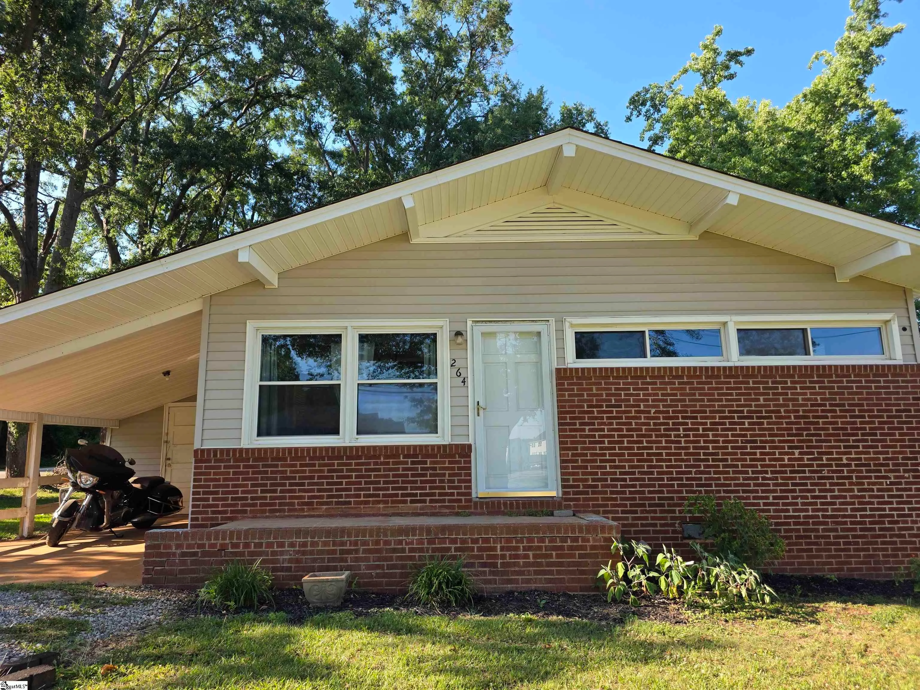264 Old Greenville Highway