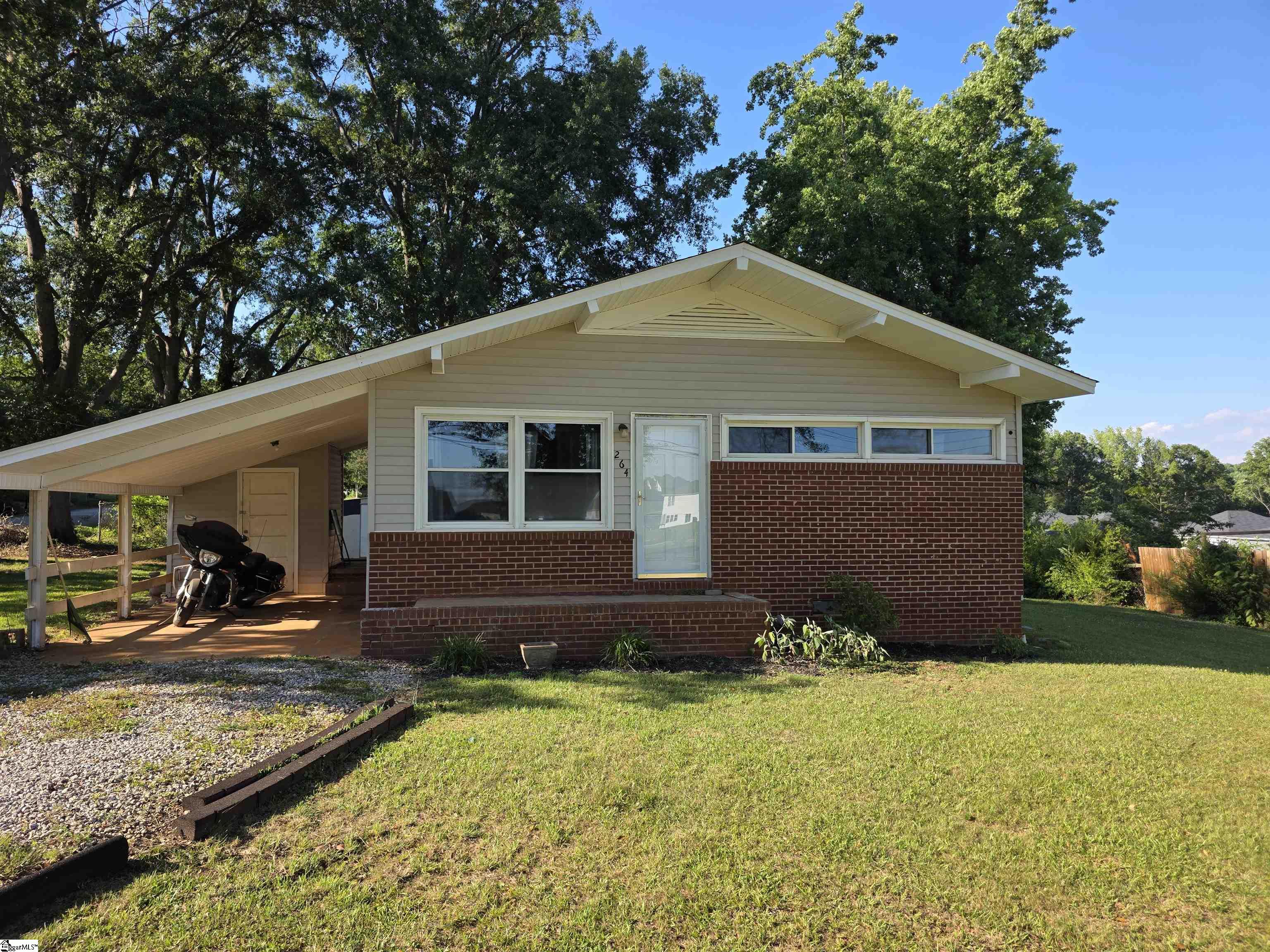 264 Old Greenville Highway