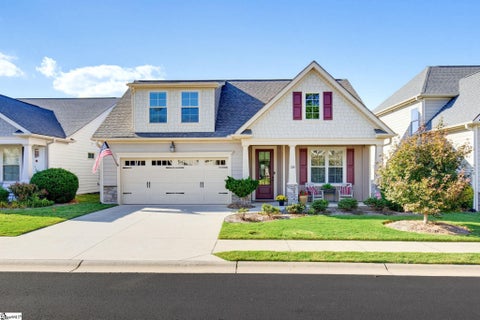 Photo of 334 Belle Oaks Drive, Simpsonville, SC 29680 (MLS # 1606183)