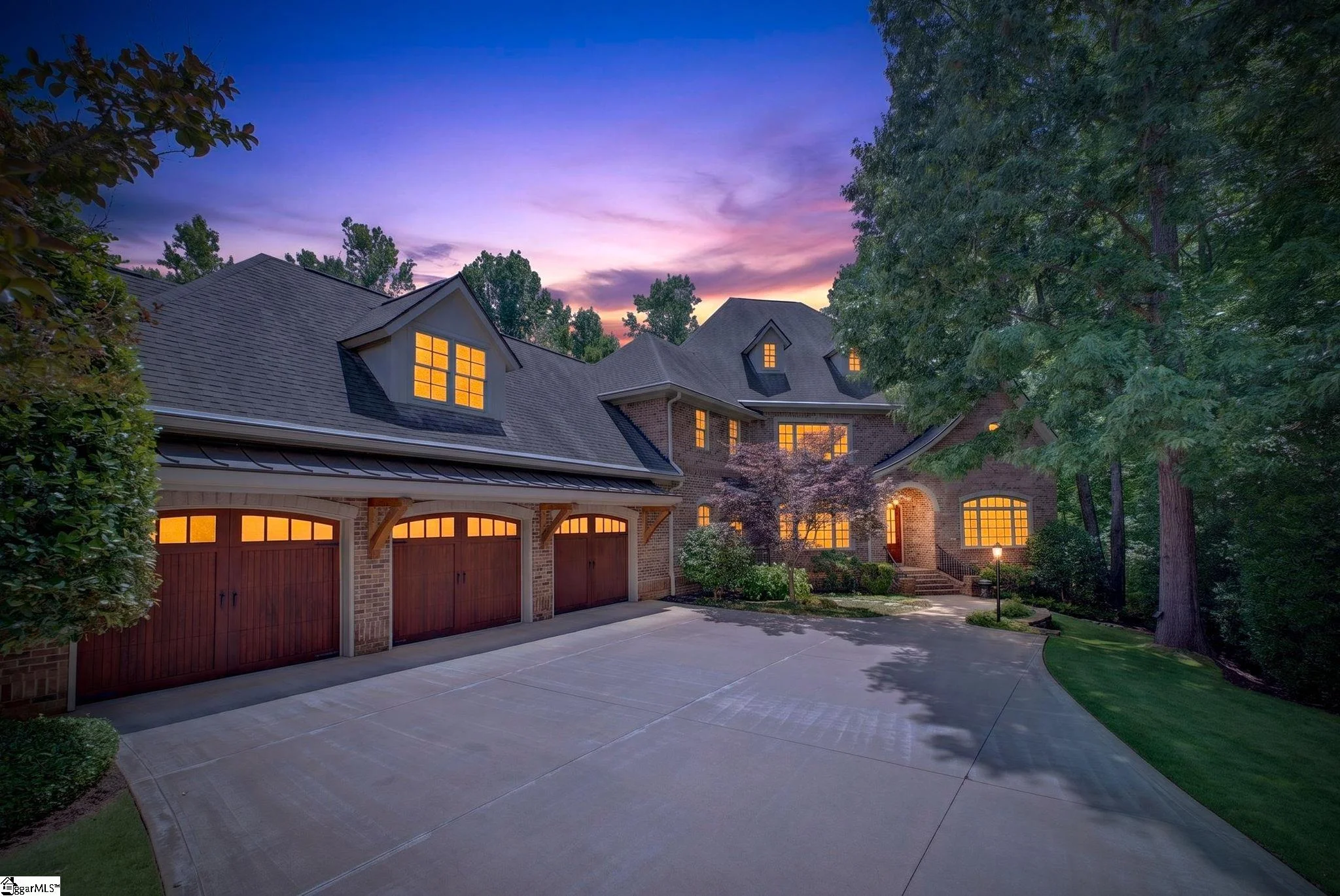 105 Treetops Court