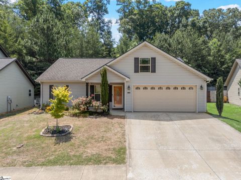 Photo of 618 Chastine Drive, Spartanburg, SC 29301 (MLS # 1592668)