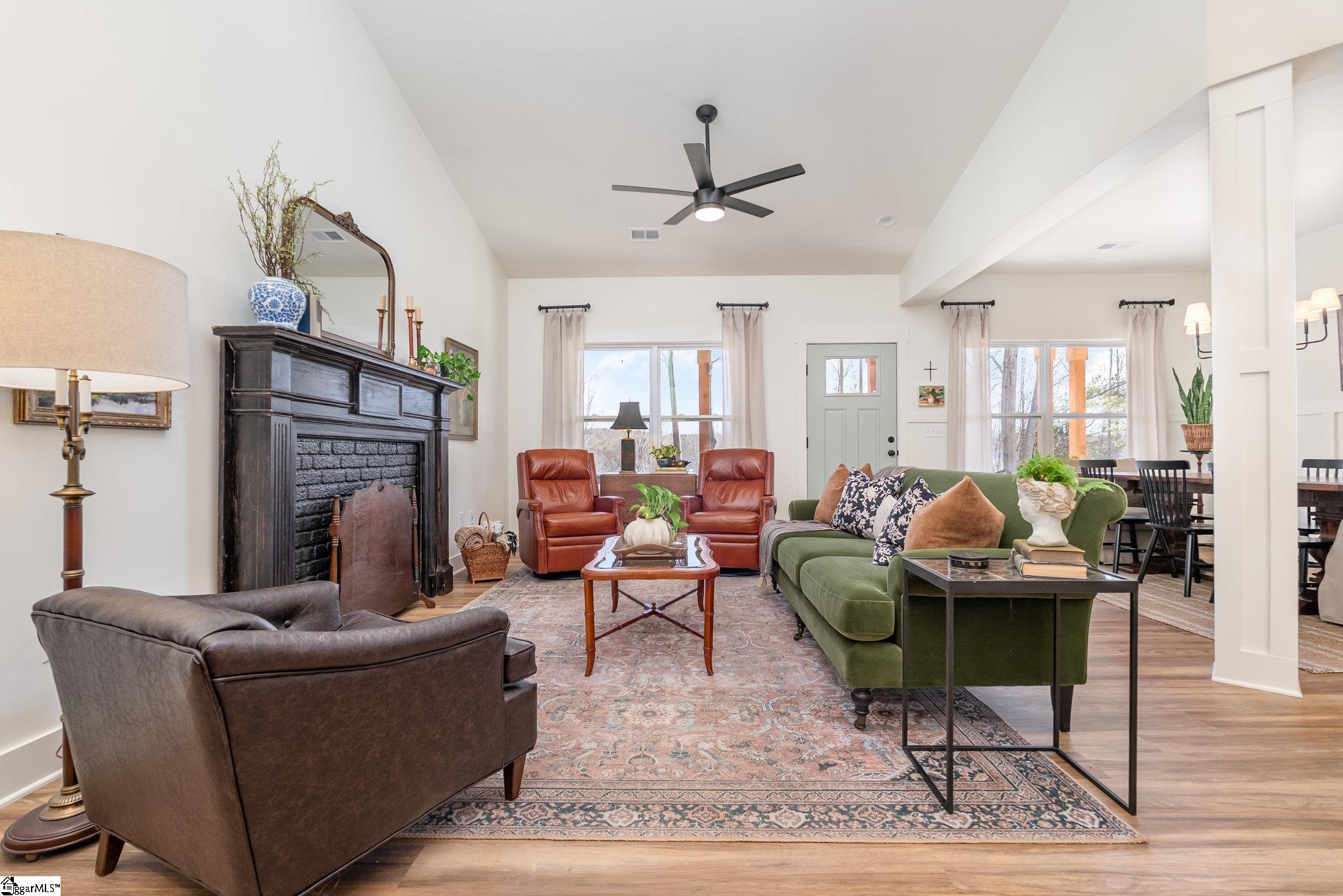 Laurens, South Carolina 29360, United States, 3 Bedrooms Bedrooms, ,2 BathroomsBathrooms,Residential,Active,257677