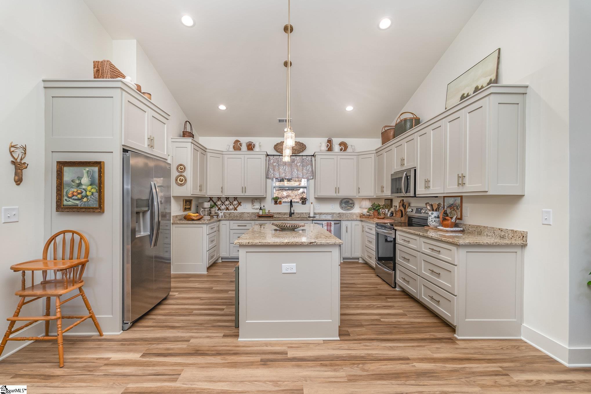 Laurens, South Carolina 29360, United States, 3 Bedrooms Bedrooms, ,2 BathroomsBathrooms,Residential,Active,257677