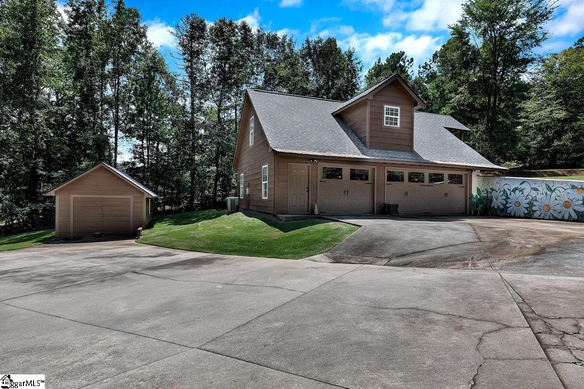 4501 Great Oaks Drive