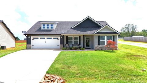 Photo of 171 Aldrich Road, Boiling Springs, SC 29323 (MLS # 1583165)