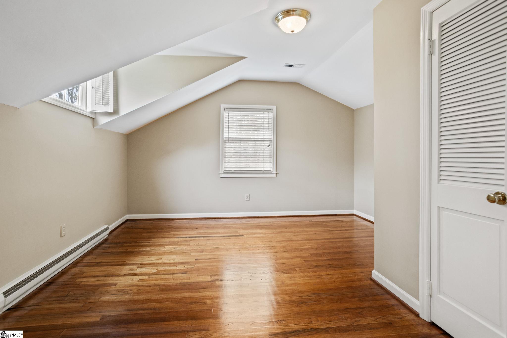 Travelers Rest, South Carolina 29690, United States, 5 Bedrooms Bedrooms, ,4 BathroomsBathrooms,Residential,Active,97885