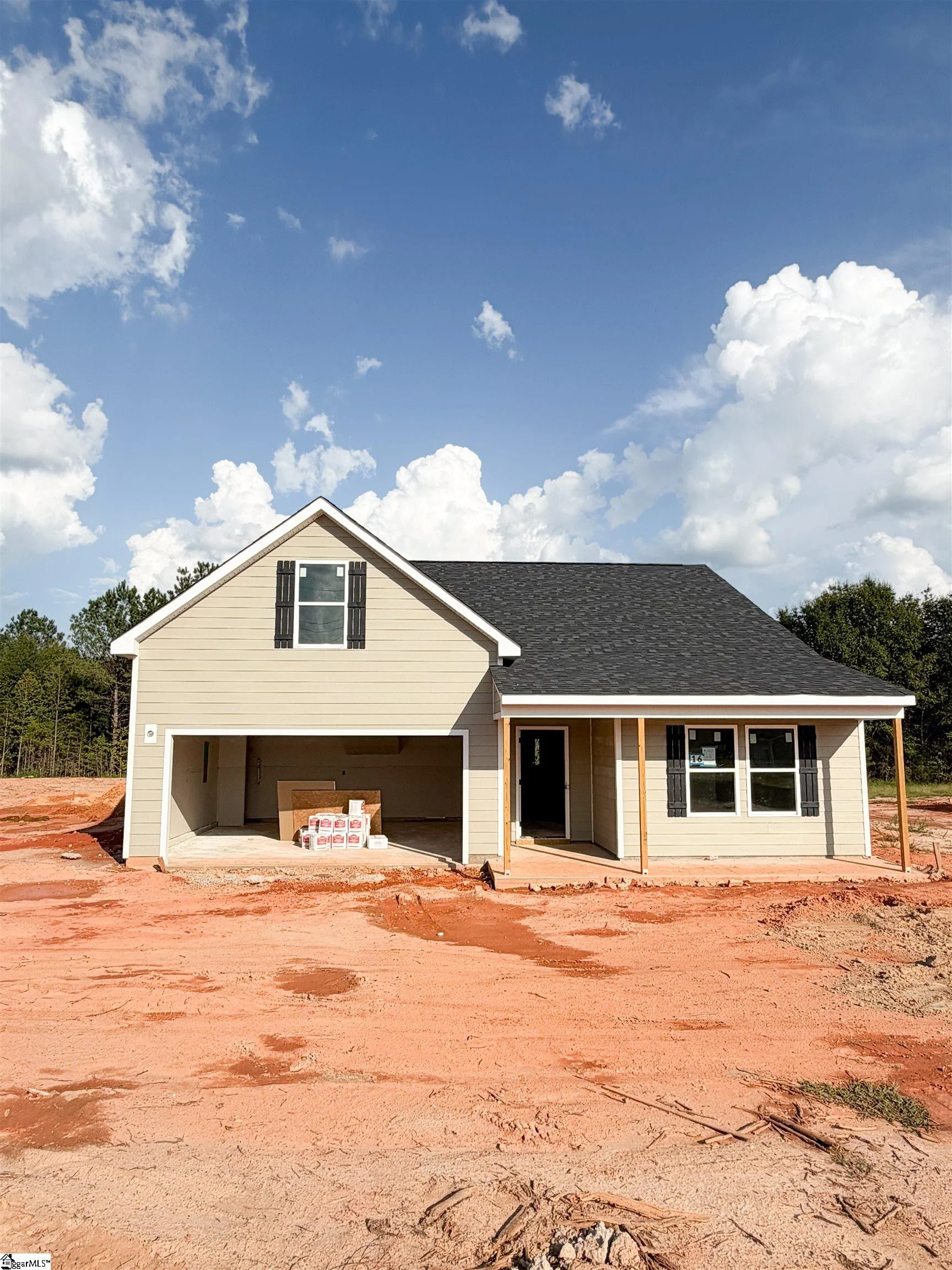 84 Henderson Road, Gray Court, SC, 29645