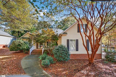 Photo of 100 Crossington Way, Fountain Inn, SC 29644 (MLS # 1573629)