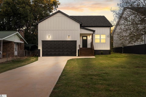 Photo of 515B Goldsmith Road, Simpsonville, SC 29681 (MLS # 1607619)