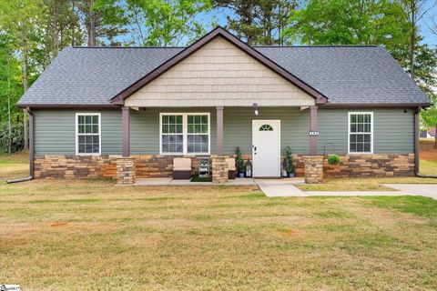 Photo of 505 Jackson Circle, Anderson, SC 29625 (MLS # 1588960)