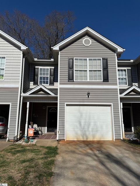 Photo of 10 Greensboro Court, Greenville, SC 29617 (MLS # 1579884)