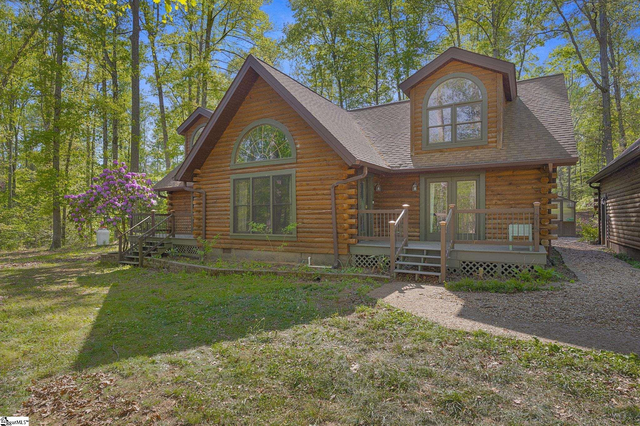 215 Bowen Road
