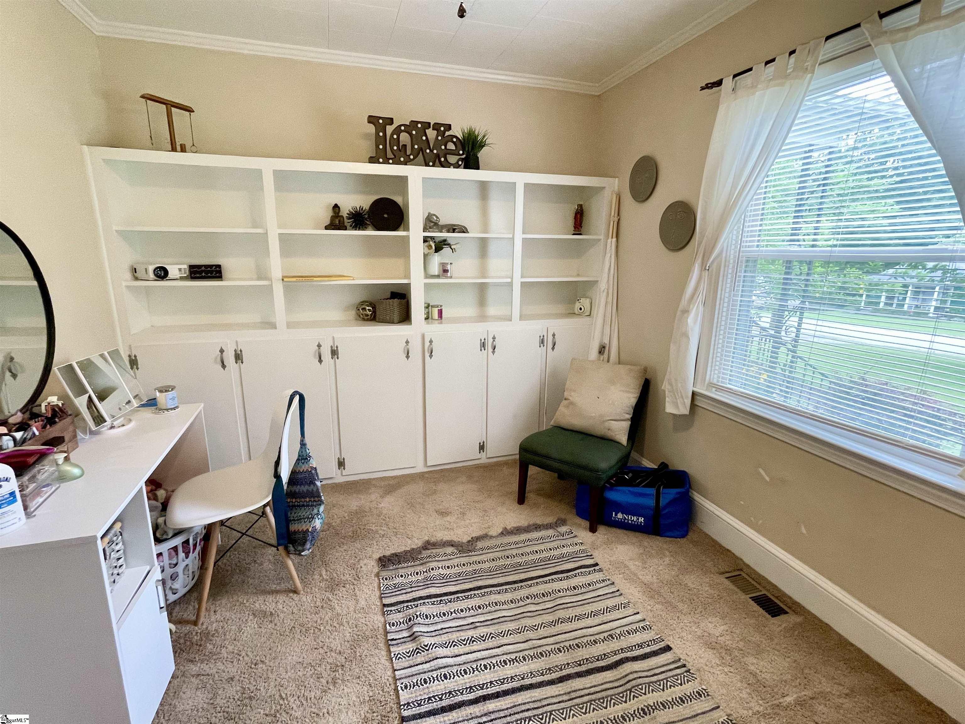 Clinton, South Carolina 29325, United States, 3 Bedrooms Bedrooms, ,2 BathroomsBathrooms,Residential,Contingent,148352