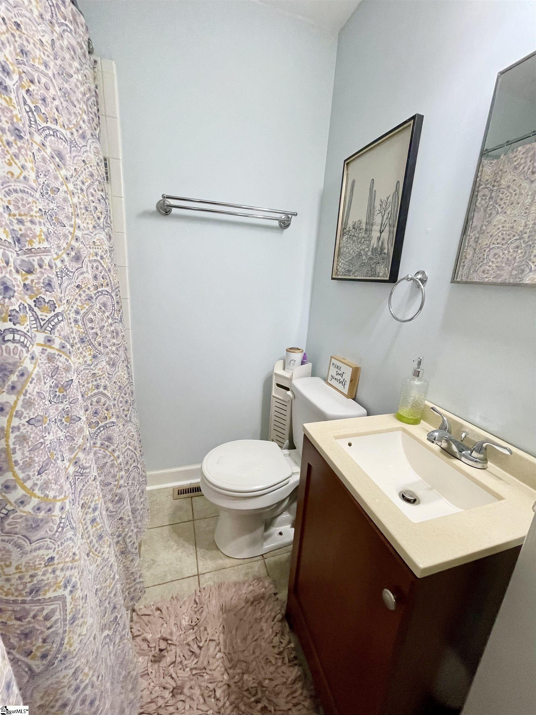 Clinton, South Carolina 29325, United States, 3 Bedrooms Bedrooms, ,2 BathroomsBathrooms,Residential,Contingent,148352