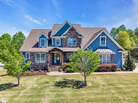 Photo of 10 Hunters Landing Drive, Greer, SC 29651 (MLS # 1588460)