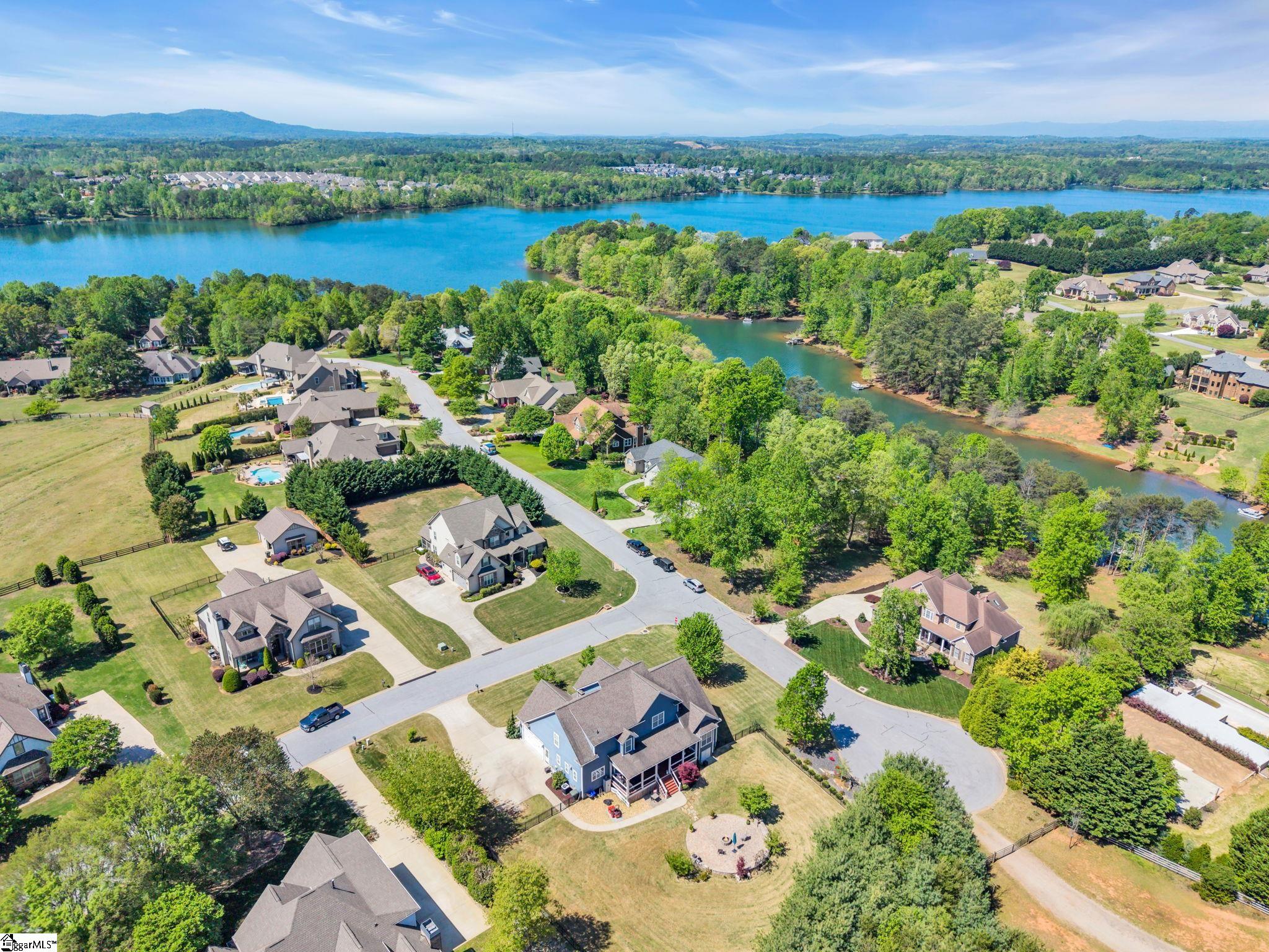 10 Hunters Landing Drive