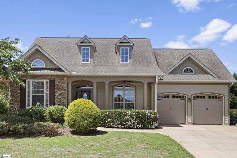 Photo of 2 Wadsworth Court, Greer, SC 29651 (MLS # 1591860)