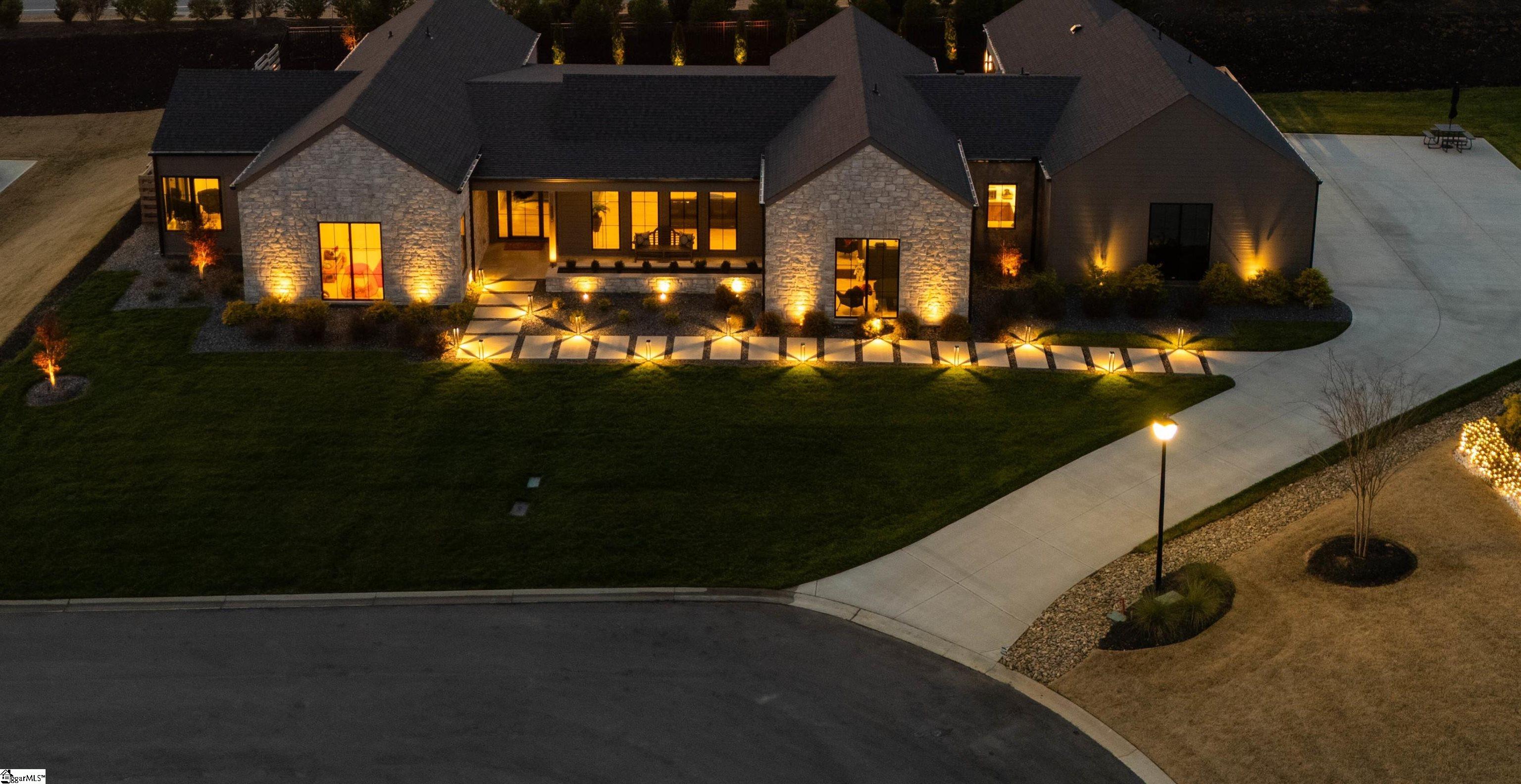 313 Waterford Fall Way