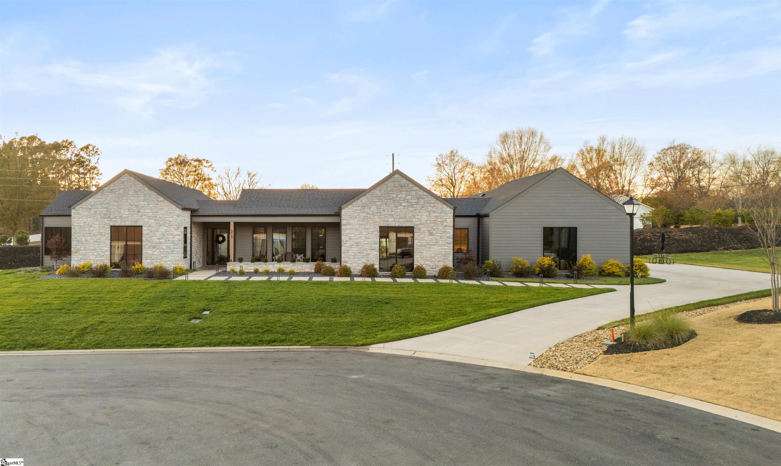 313 Waterford Fall Way