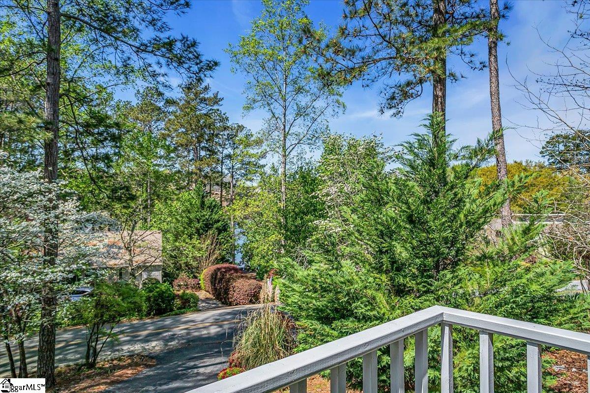 545 Long Reach Drive