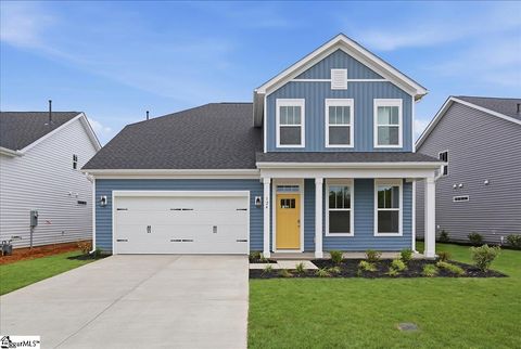 Photo of 124 Terpack Court, Gray Court, SC 29645 (MLS # 1590432)