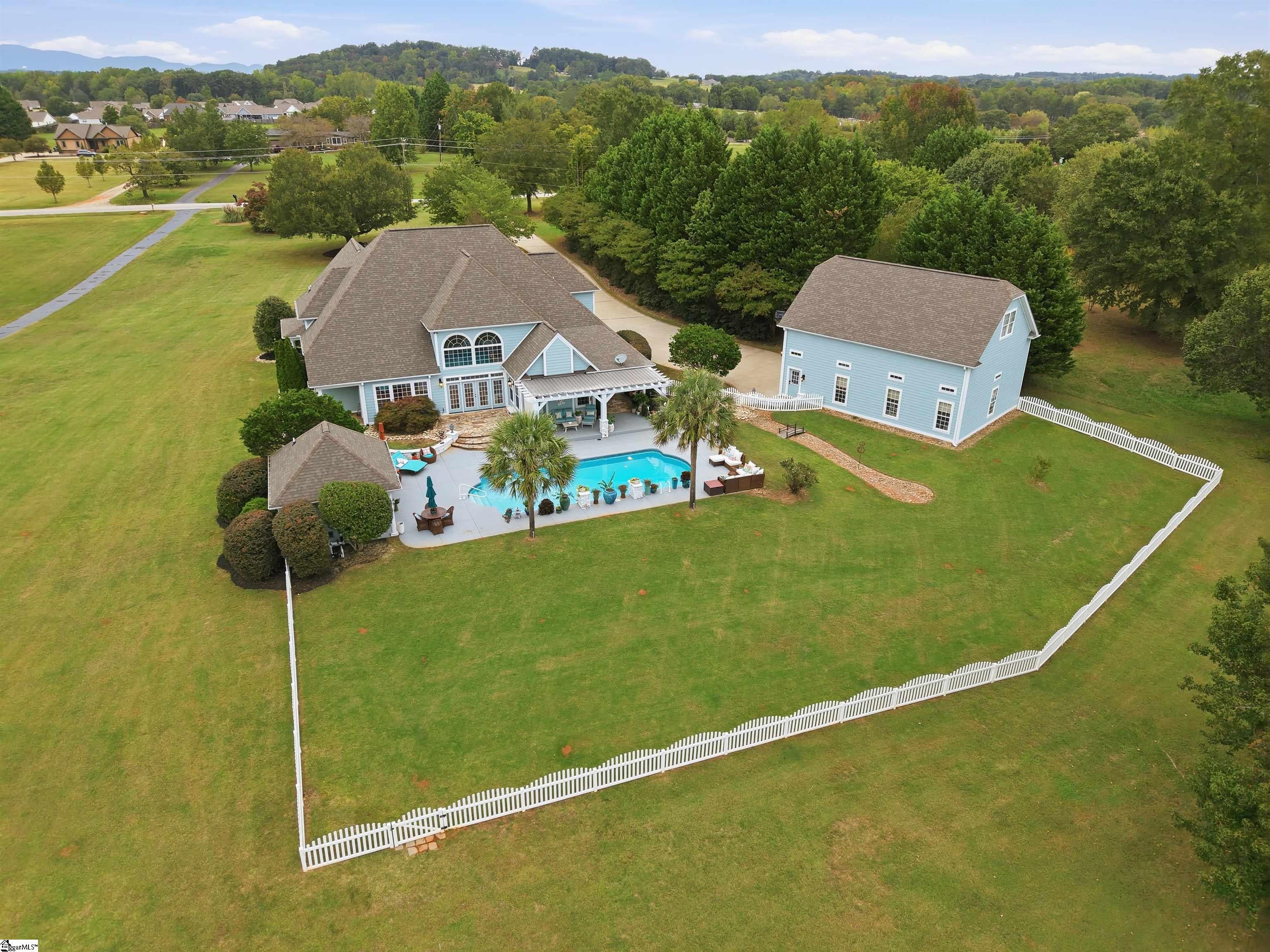 2010 Hampton Road