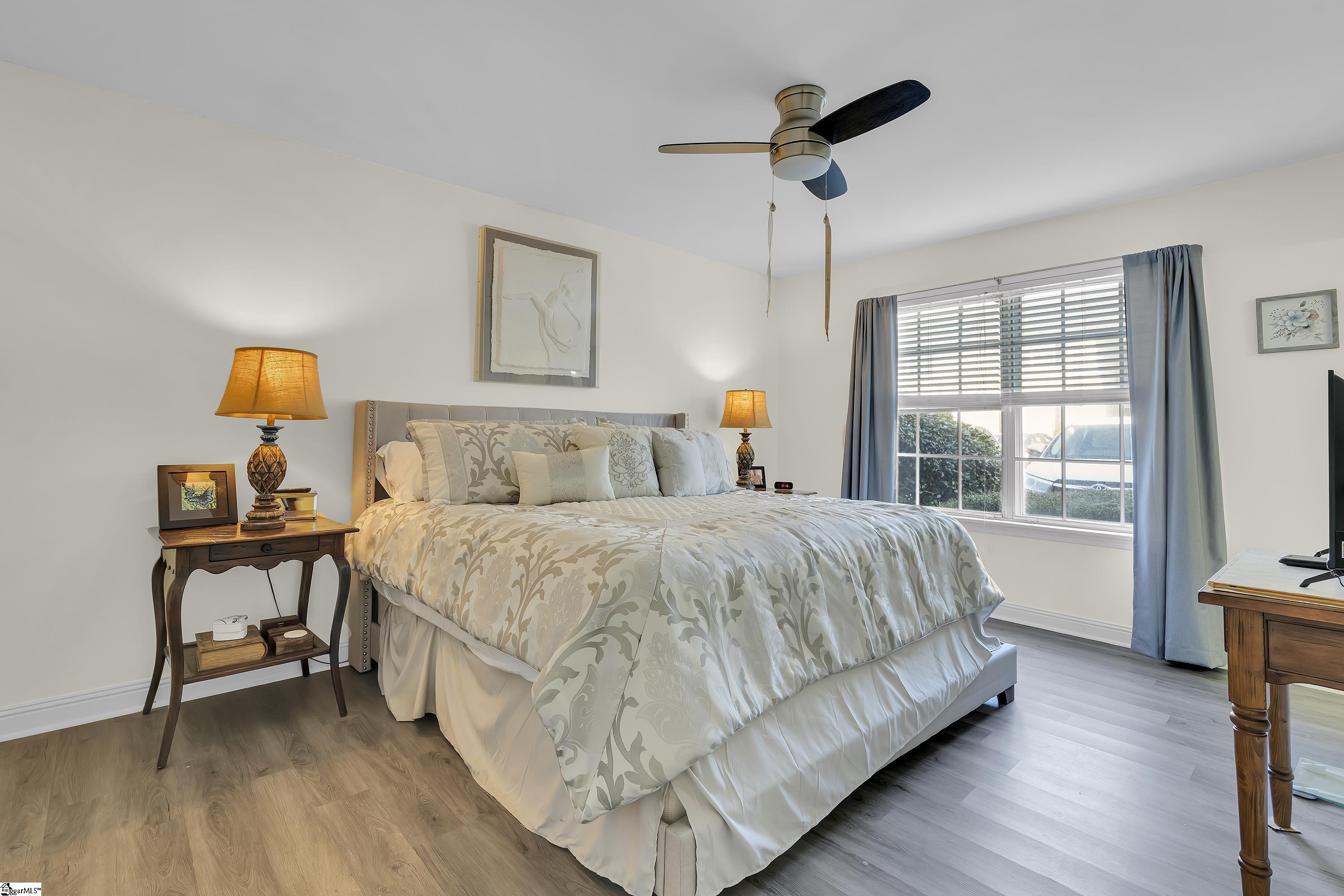 Greenville, South Carolina 29601, United States, 2 Bedrooms Bedrooms, ,2 BathroomsBathrooms,Residential,Active,234464