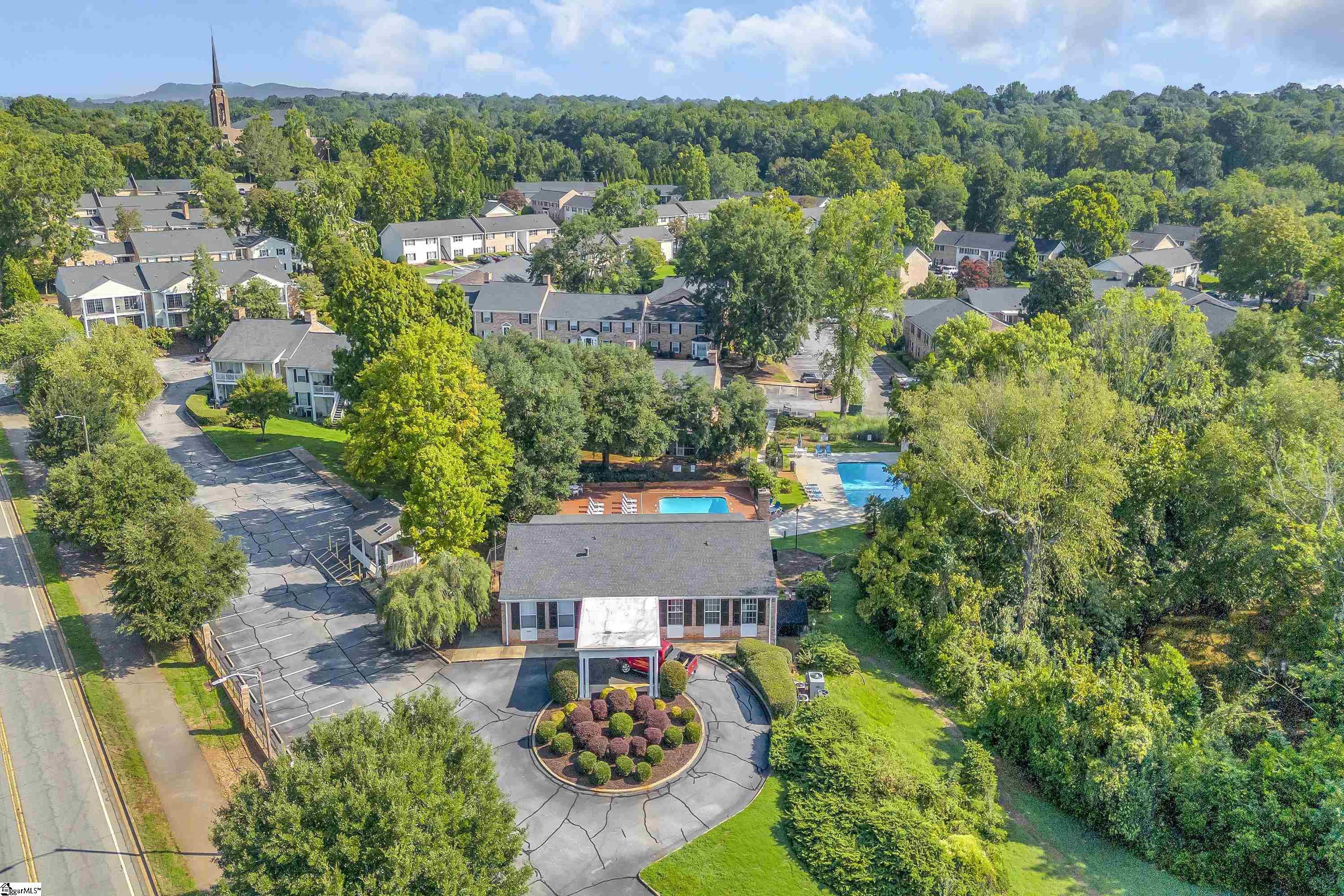 Greenville, South Carolina 29601, United States, 2 Bedrooms Bedrooms, ,2 BathroomsBathrooms,Residential,Active,234464