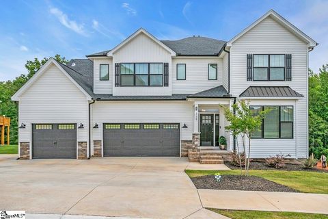 Photo of 256 Nicole Marie Court, Greer, SC 29651 (MLS # 1587639)