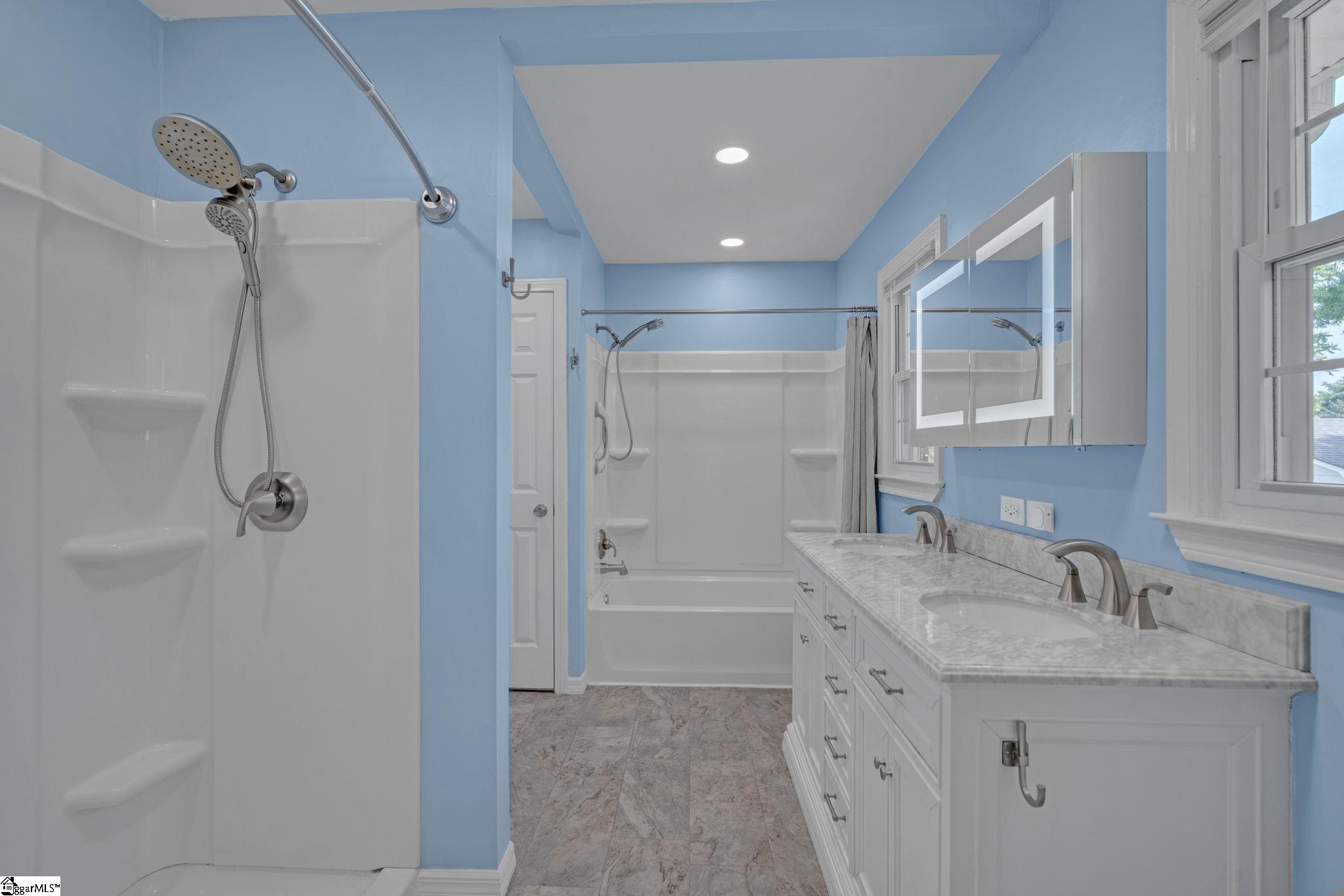 Mauldin, South Carolina 29662, United States, 3 Bedrooms Bedrooms, ,2 BathroomsBathrooms,Residential,Active,127576