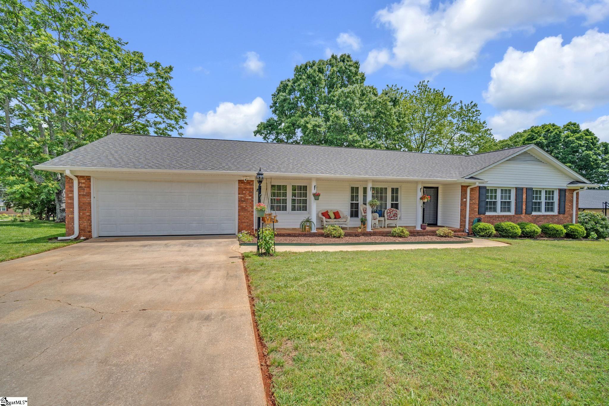 Mauldin, South Carolina 29662, United States, 3 Bedrooms Bedrooms, ,2 BathroomsBathrooms,Residential,Active,127576