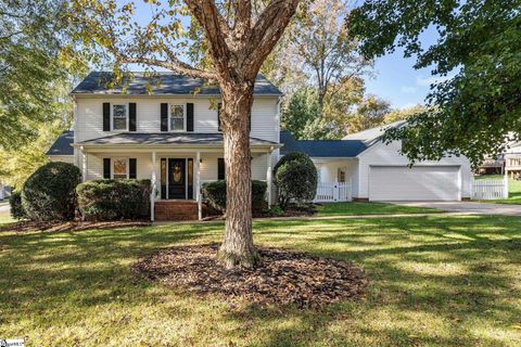 Photo of 101 Fox Run Circle, Greer, SC 29651 (MLS # 1573702)