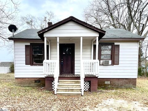 MLS: 1551135