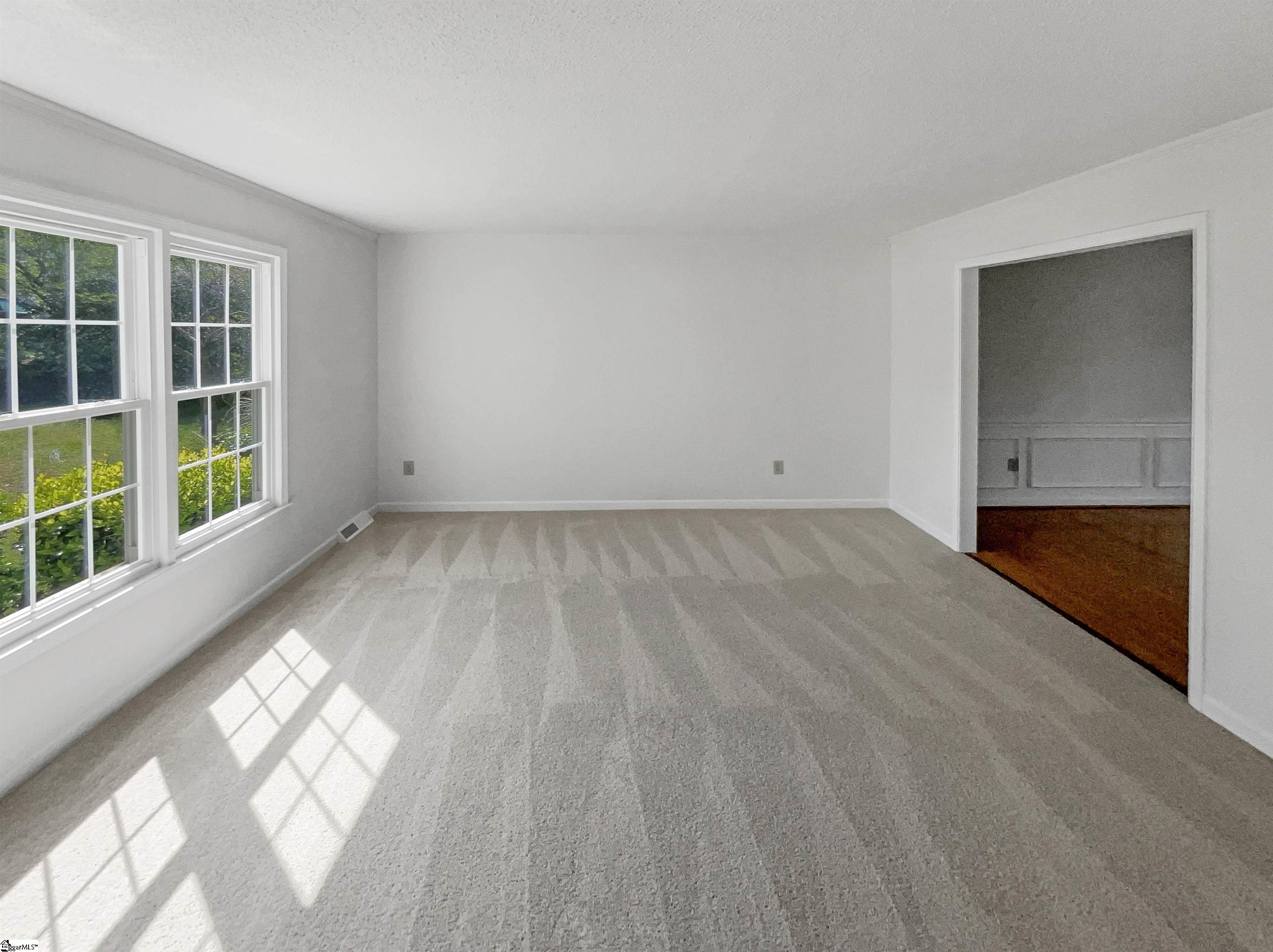 213 Pinecrest Drive