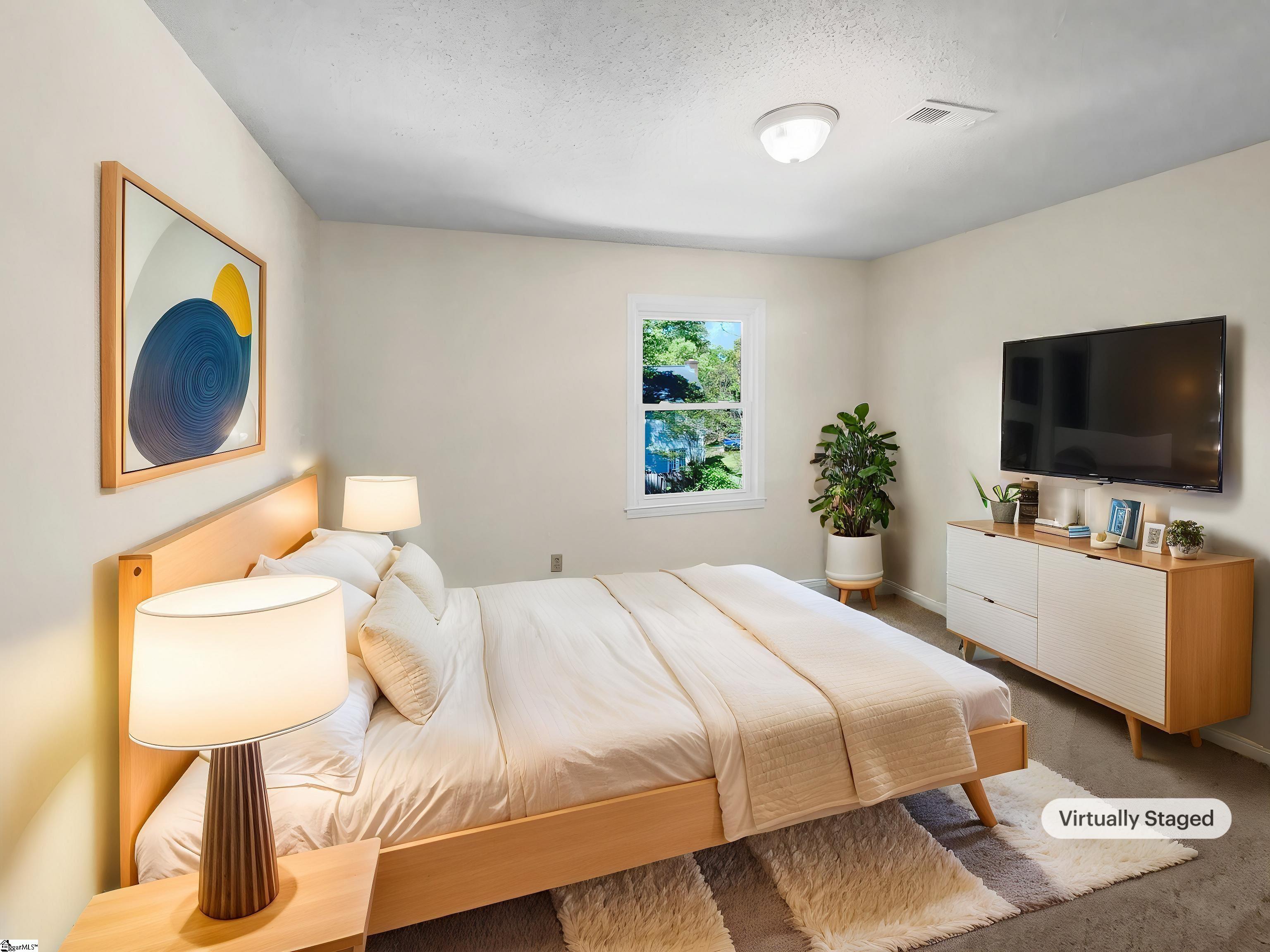 213 Pinecrest Drive