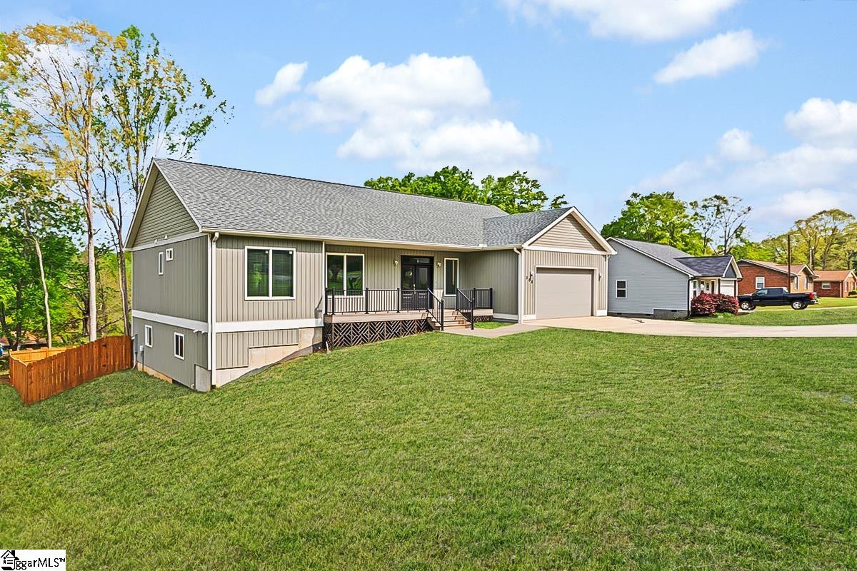 308 Pineridge Drive