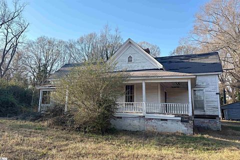 Photo of 15 Ropp Street, Gray Court, SC 29645 (MLS # 1578314)