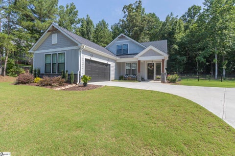 Photo of 1111 Bay Drive, Fair Play, SC 29643 (MLS # 1604383)