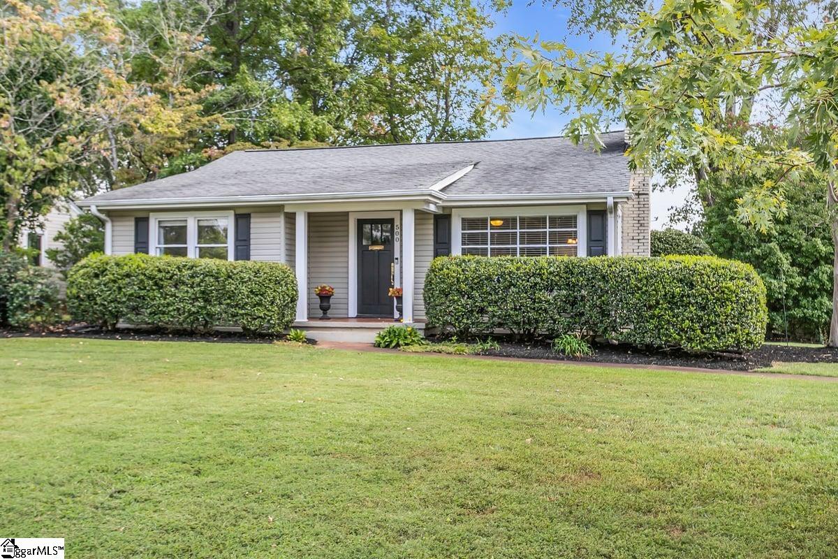 Greenville, South Carolina 29609, United States, 3 Bedrooms Bedrooms, ,2 BathroomsBathrooms,Residential,Contingent,208830