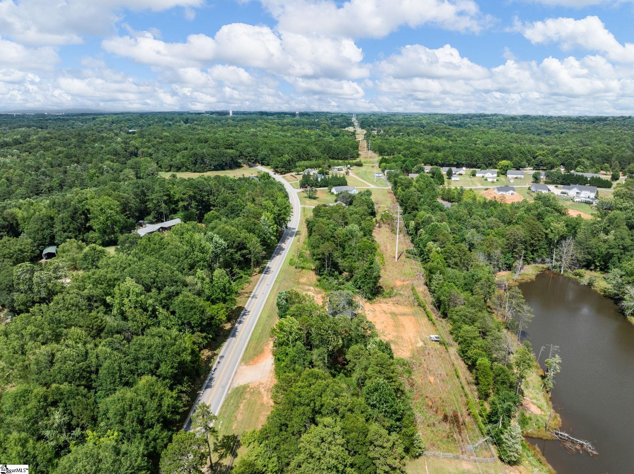 Spartanburg, South Carolina 29307, United States, 4 Bedrooms Bedrooms, ,2 BathroomsBathrooms,Residential,Active,163630