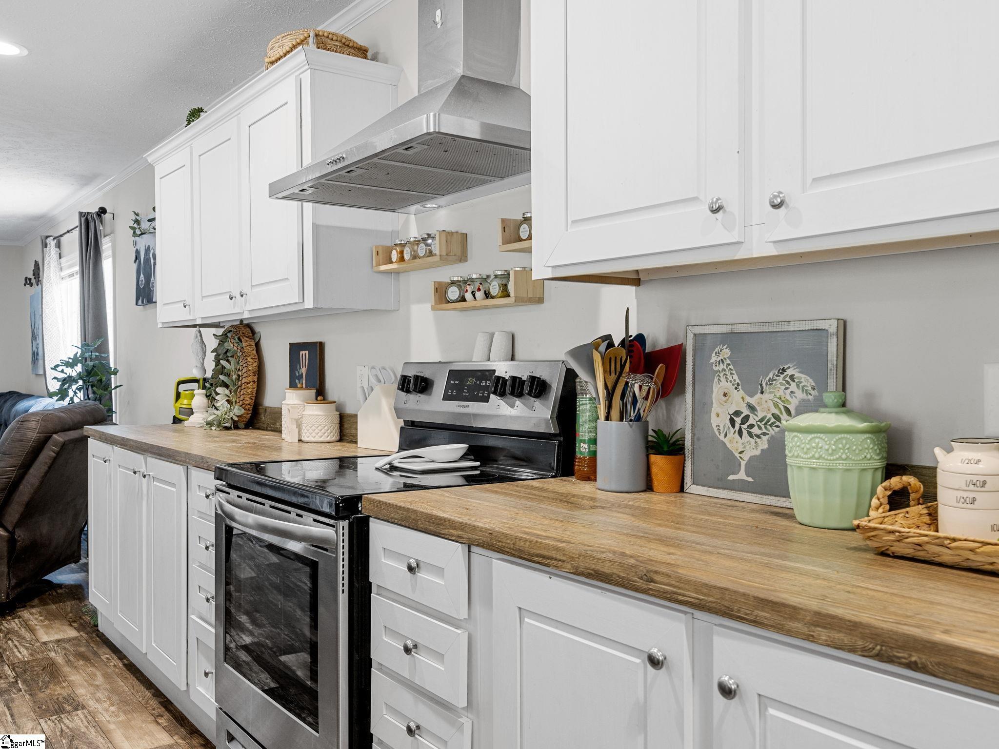 Spartanburg, South Carolina 29307, United States, 4 Bedrooms Bedrooms, ,2 BathroomsBathrooms,Residential,Active,163630