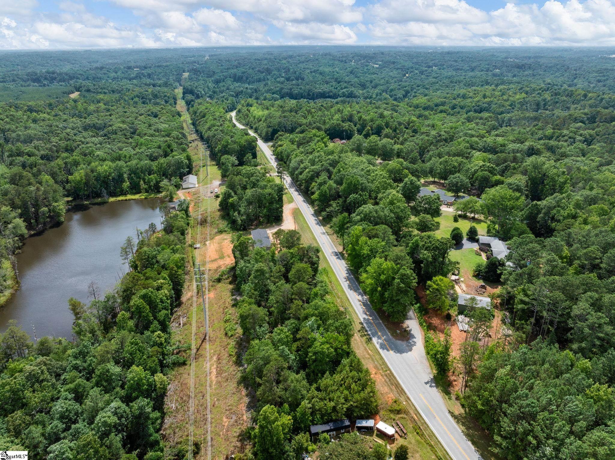 Spartanburg, South Carolina 29307, United States, 4 Bedrooms Bedrooms, ,2 BathroomsBathrooms,Residential,Active,163630