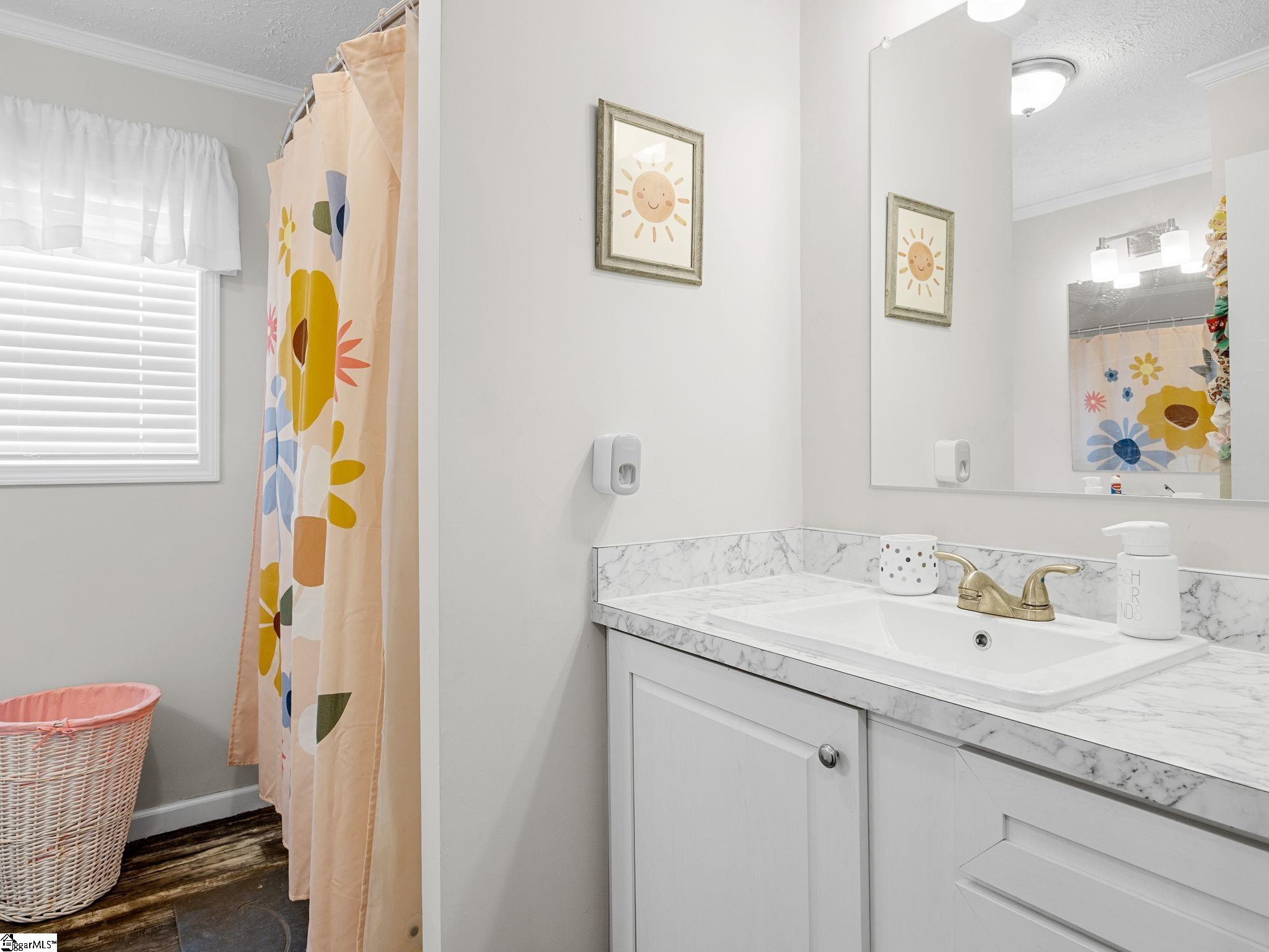 Spartanburg, South Carolina 29307, United States, 4 Bedrooms Bedrooms, ,2 BathroomsBathrooms,Residential,Active,163630