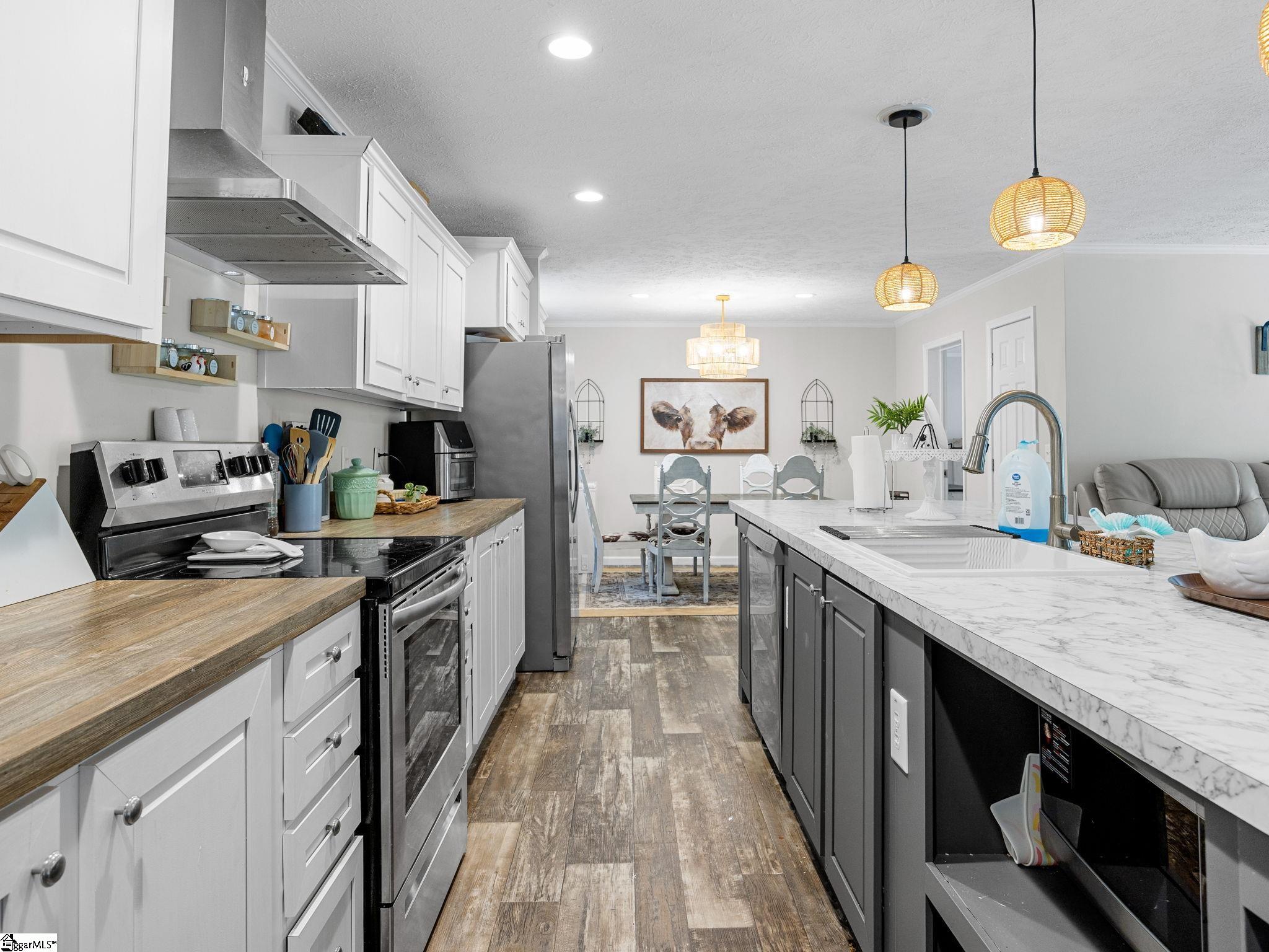 Spartanburg, South Carolina 29307, United States, 4 Bedrooms Bedrooms, ,2 BathroomsBathrooms,Residential,Active,163630