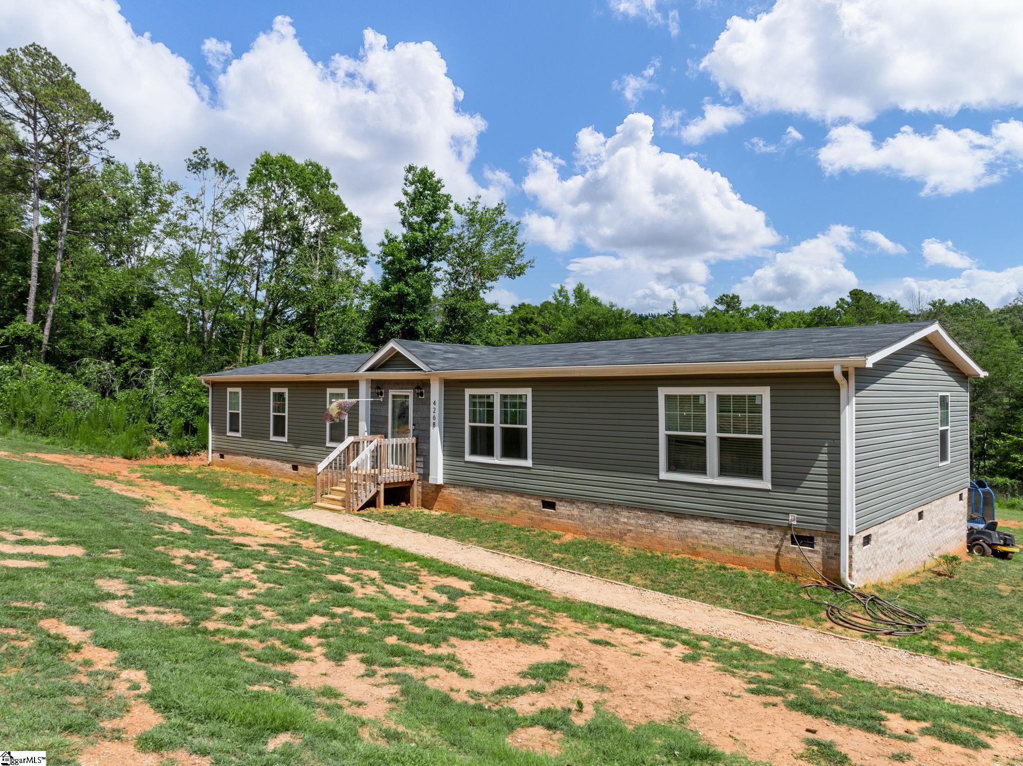 Spartanburg, South Carolina 29307, United States, 4 Bedrooms Bedrooms, ,2 BathroomsBathrooms,Residential,Active,163630