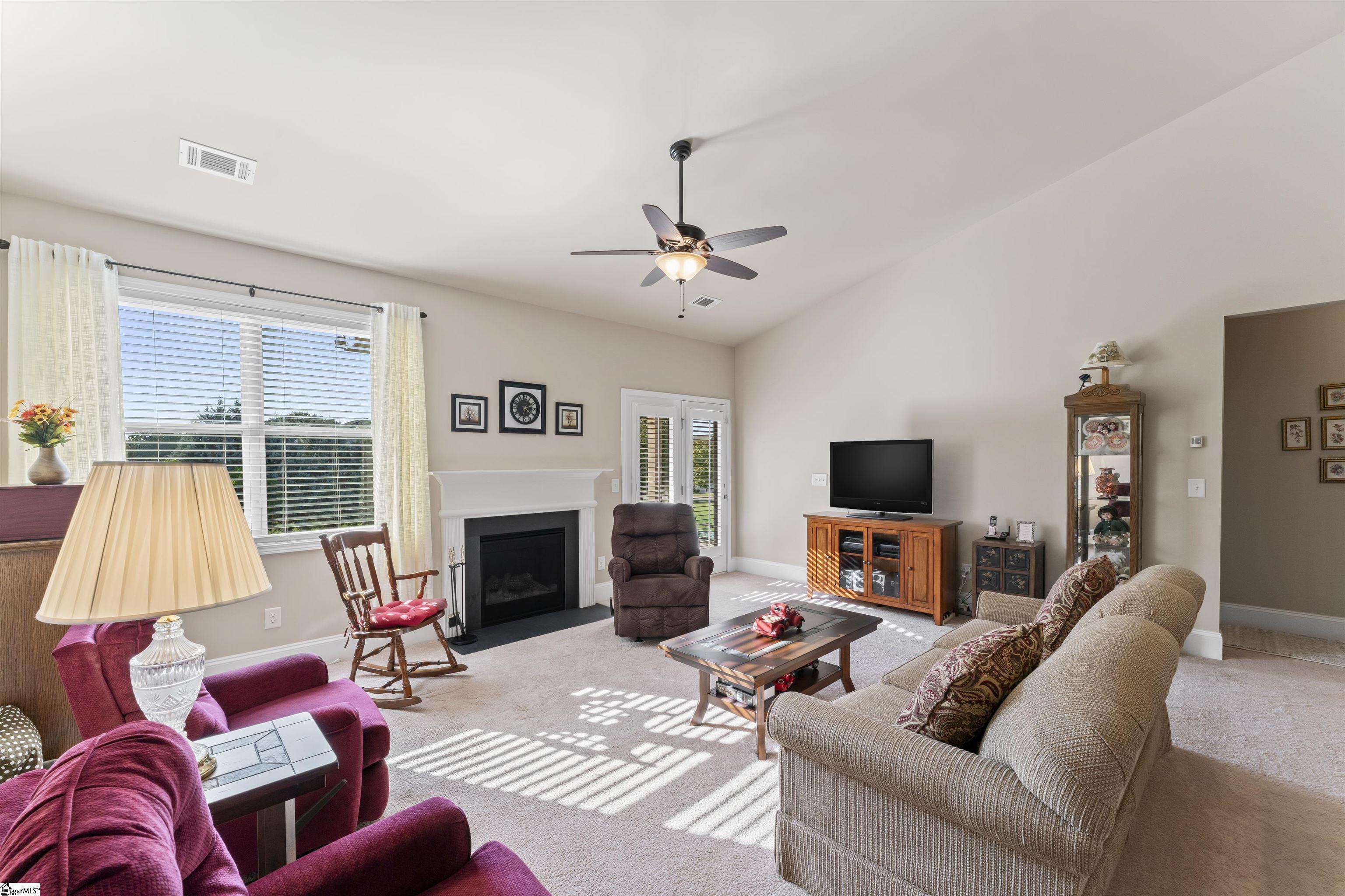 Anderson, South Carolina 29621, United States, 3 Bedrooms Bedrooms, ,2 BathroomsBathrooms,Residential,Active,233301