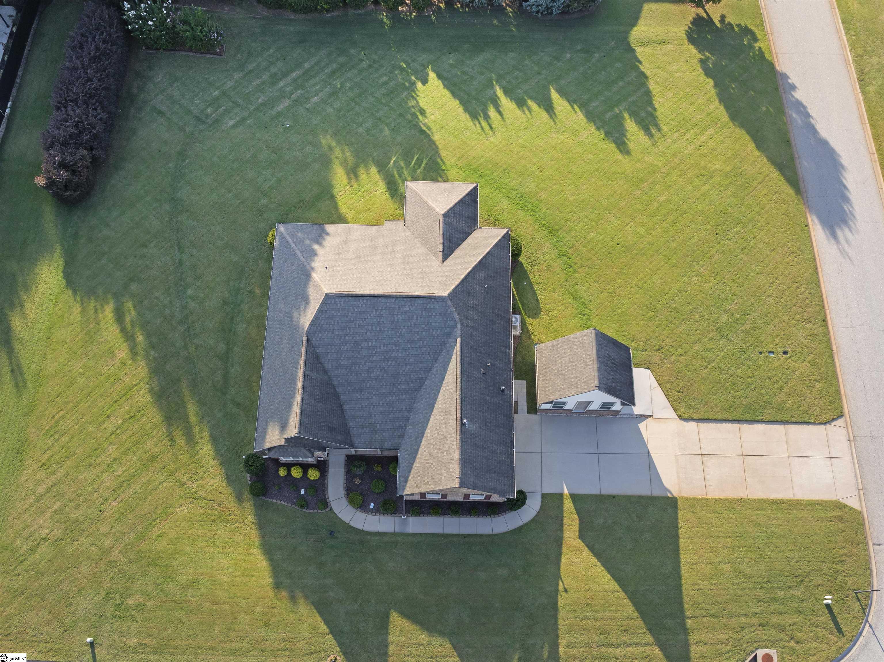 Anderson, South Carolina 29621, United States, 3 Bedrooms Bedrooms, ,2 BathroomsBathrooms,Residential,Active,233301