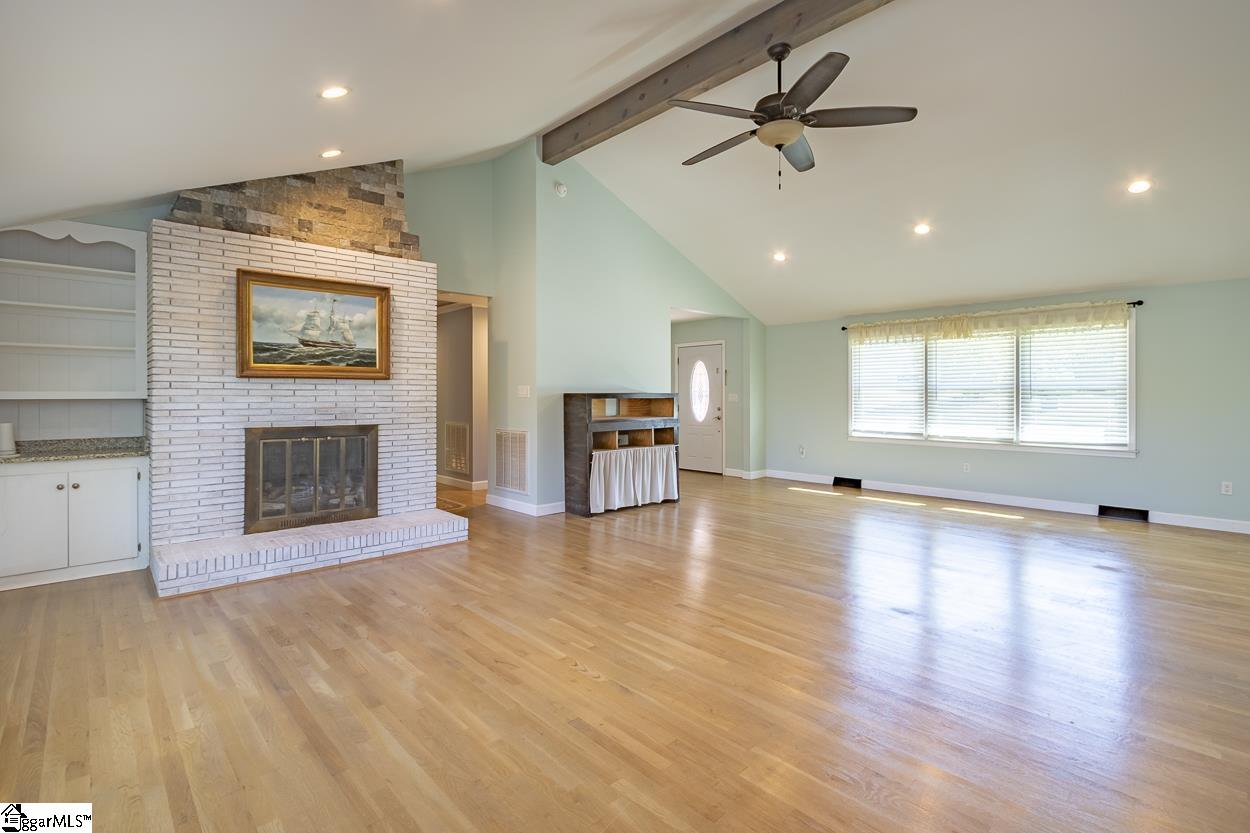 105 Hillandale Road